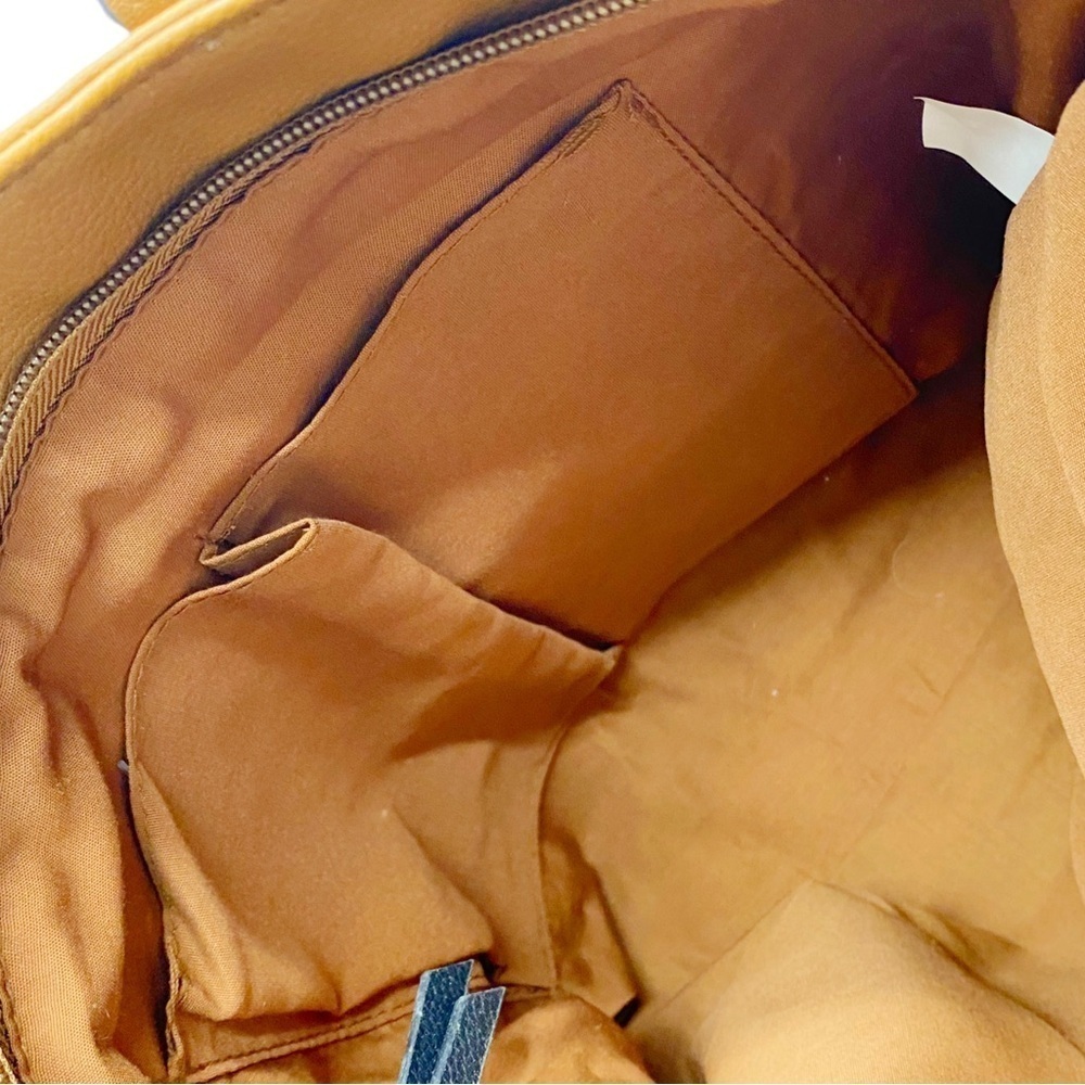 Dark Navy & Tan Tote Purse - Picture 3 of 3